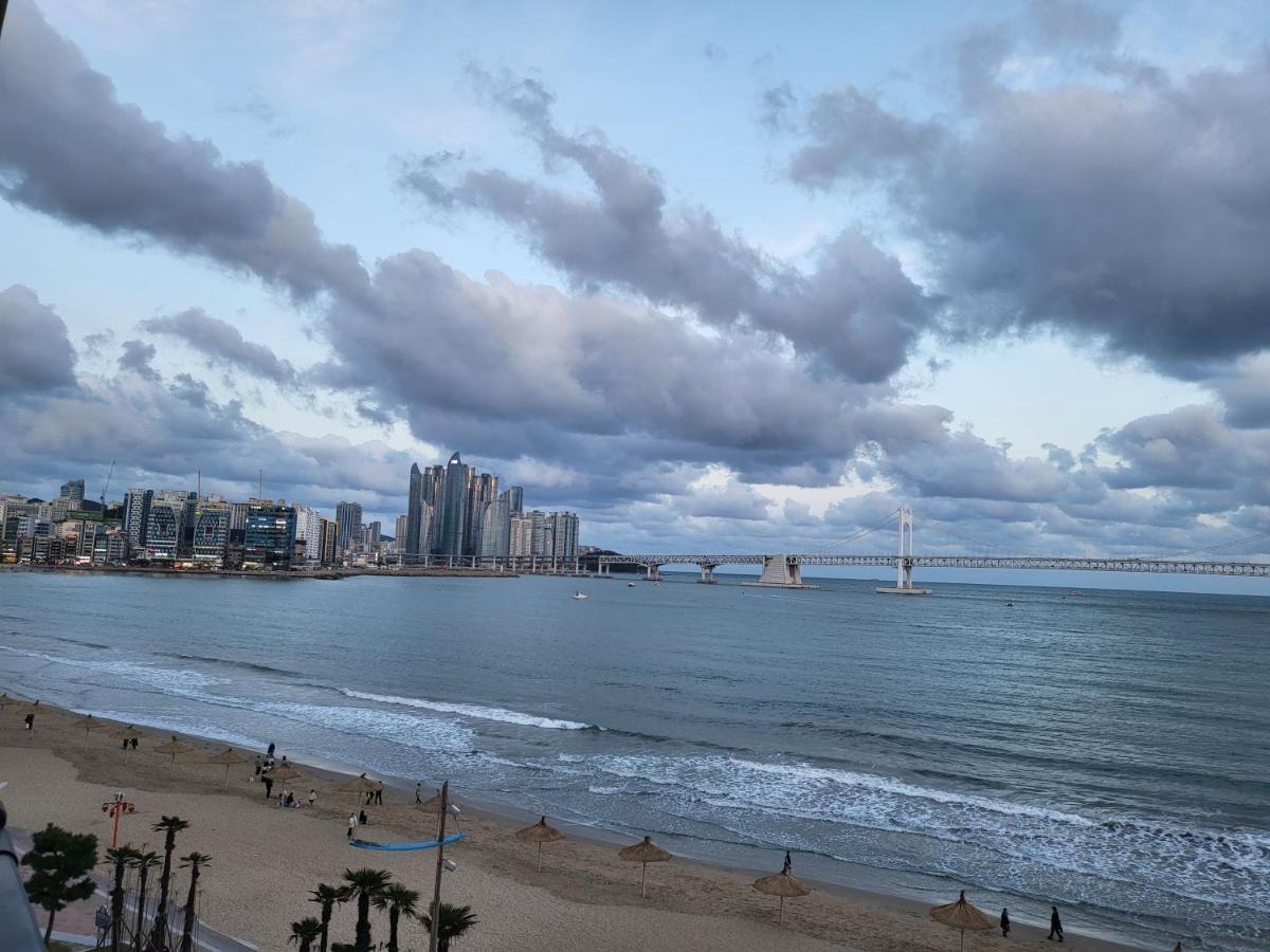 Gwangalli Grand Terrace Ocean View Ciudad Metropolitana de Ciudad Metropolitana de Busan Exterior foto